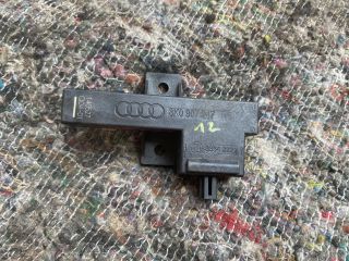 bontott VW TOUAREG Kulcs Nélküli Nyitás Jeladó