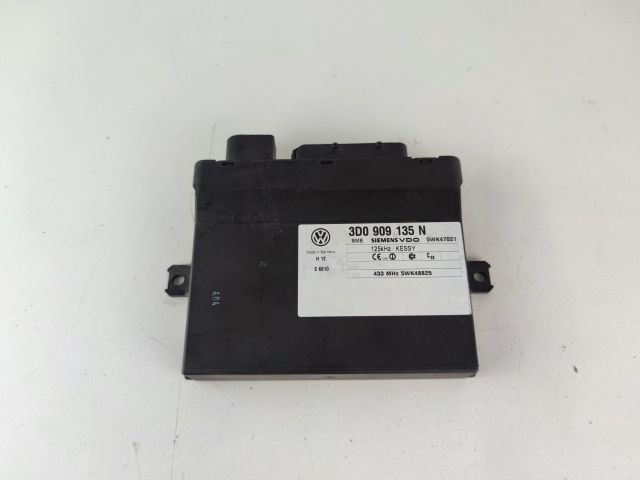 bontott VW TOUAREG Kulcs Nélküli Nyitás Jeladó