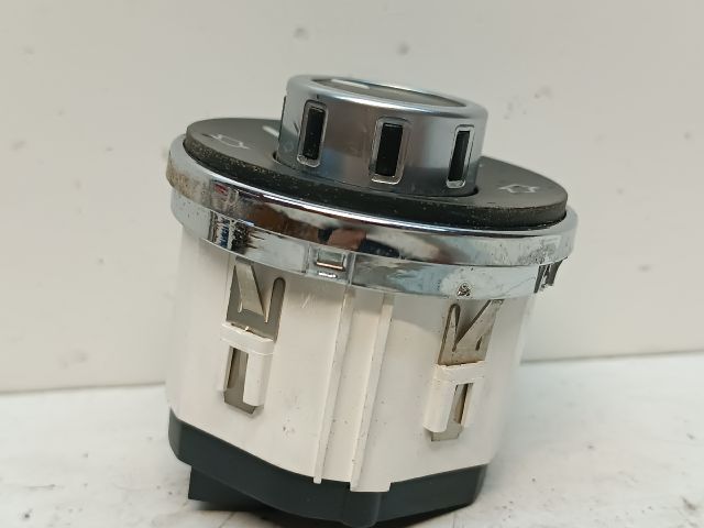 bontott VW TOUAREG Légrugó Kapcsoló