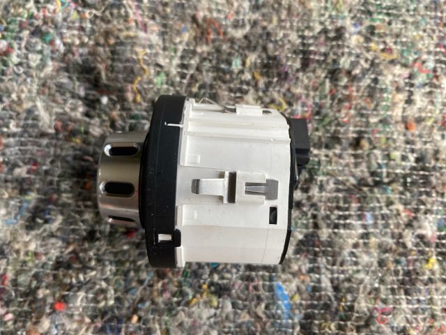 bontott VW TOUAREG Légrugó Kapcsoló