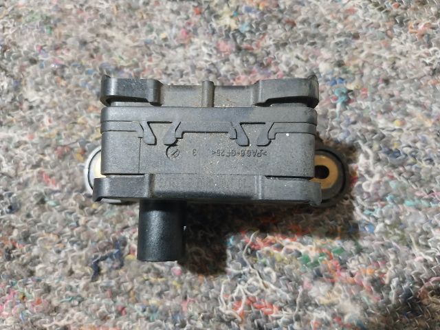 bontott VW TOUAREG Menetstabilizátor