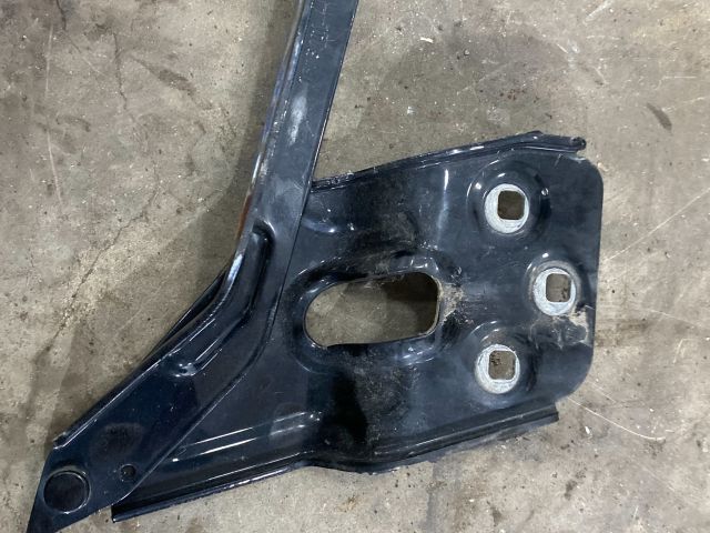 bontott VW TOUAREG Motorháztető Bal Zsanér