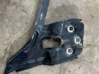 bontott VW TOUAREG Motorháztető Bal Zsanér