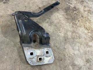 bontott VW TOUAREG Motorháztető Jobb Zsanér