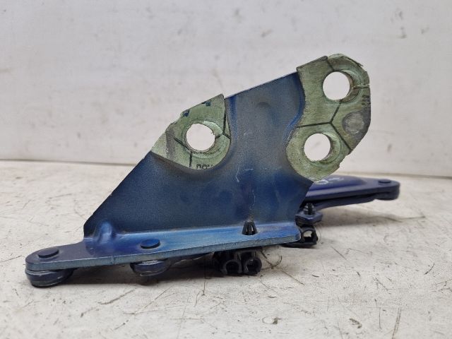 bontott VW TOUAREG Motorháztető Jobb Zsanér