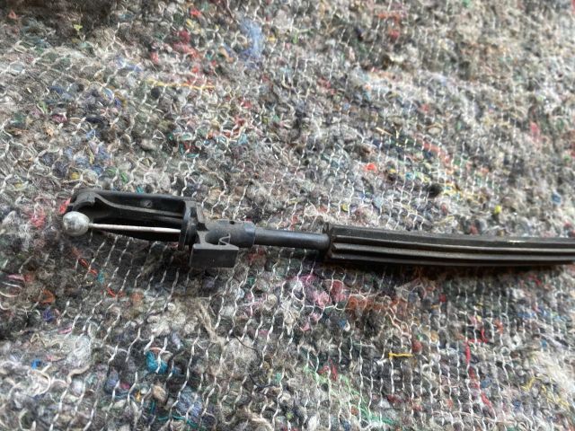 bontott VW TOUAREG Motorháztető Nyitó Bowden