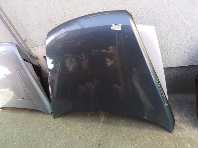 bontott VW TOUAREG Motorháztető Szigetelés