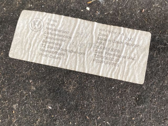 bontott VW TOUAREG Motorháztető Szigetelés