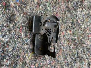 bontott VW TOUAREG Motorháztető Zárszerkezet