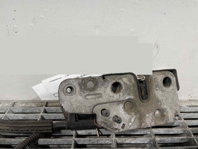 bontott VW TOUAREG Motorháztető Zárszerkezet