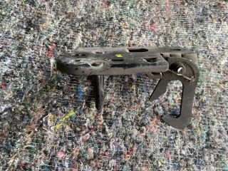 bontott VW TOUAREG Motorháztető Zárszerkezet