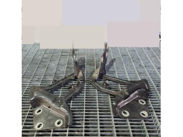 bontott VW TOUAREG Motorháztető Zsanér Pár