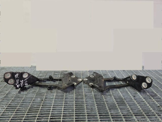 bontott VW TOUAREG Motorháztető Zsanér Pár