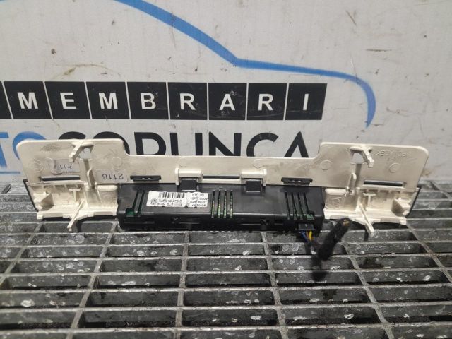 bontott VW TOUAREG Multifunkciós Kijelző