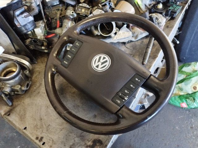 bontott VW TOUAREG Multikormány