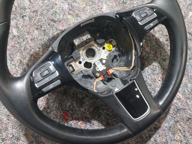 bontott VW TOUAREG Multikormány