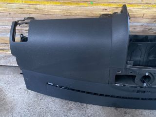 bontott VW TOUAREG Műszerfal Héj