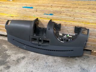 bontott VW TOUAREG Műszerfal Héj