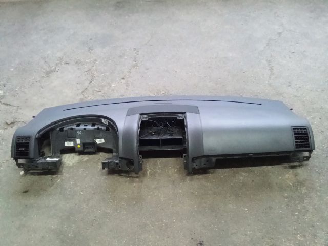 bontott VW TOUAREG Műszerfal Héj