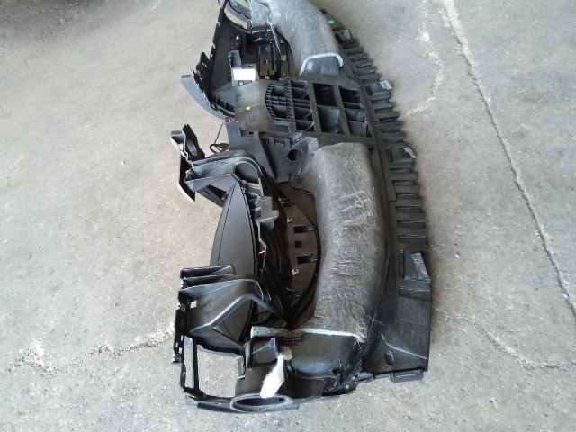 bontott VW TOUAREG Műszerfal Héj