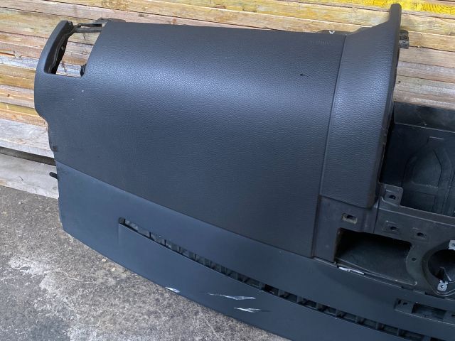 bontott VW TOUAREG Műszerfal Héj