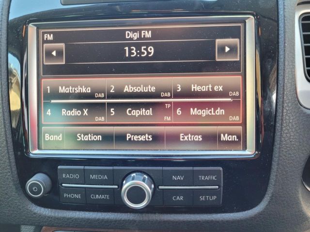 bontott VW TOUAREG Navigációs Fejegység