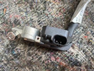 bontott VW TOUAREG Negatív Kábel