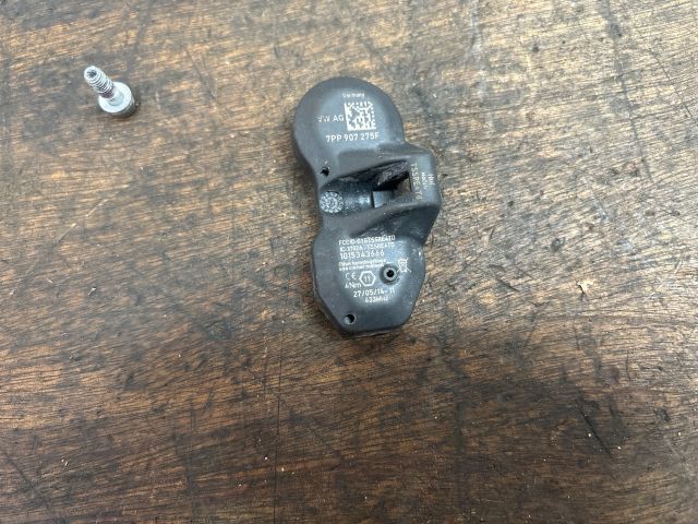 bontott VW TOUAREG Okos Kerékszelep