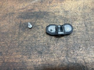 bontott VW TOUAREG Okos Kerékszelep