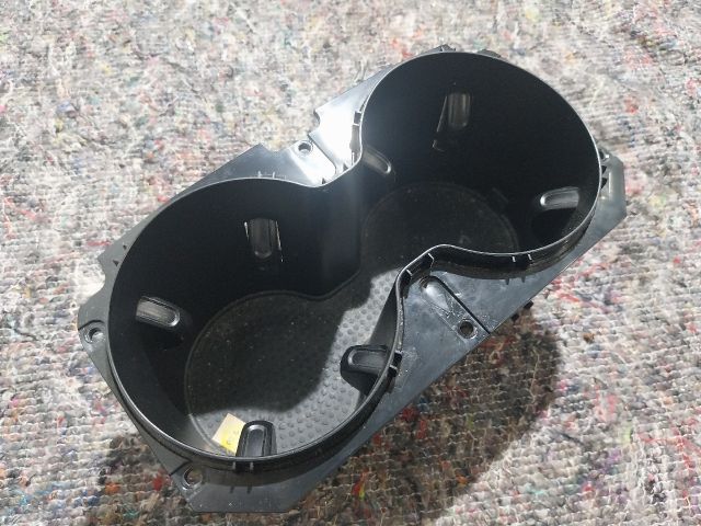 bontott VW TOUAREG Pohártartó