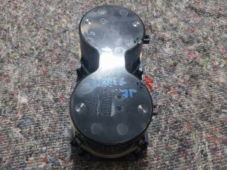 bontott VW TOUAREG Pohártartó