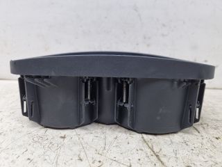 bontott VW TOUAREG Pohártartó