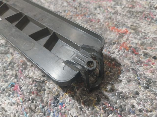 bontott VW TOUAREG Pollenszűrő Fedél