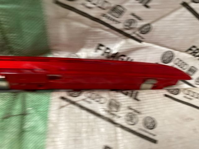 bontott VW TOUAREG Pótféklámpa