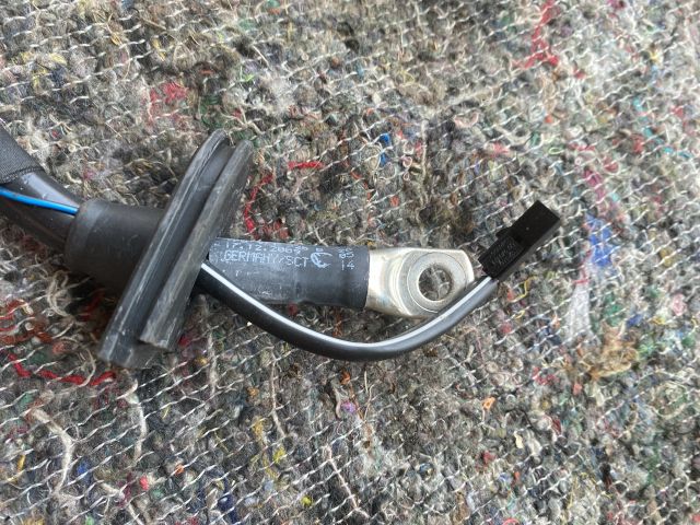 bontott VW TOUAREG Pozitív Kábel