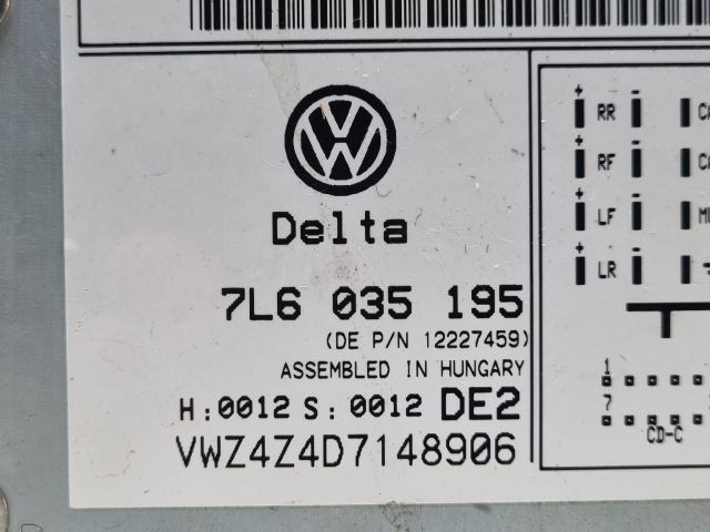 bontott VW TOUAREG Rádió / CD