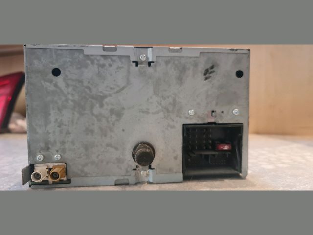 bontott VW TOUAREG Rádió / CD