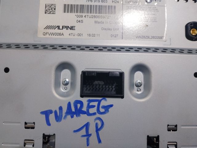 bontott VW TOUAREG Rádió / CD