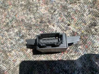 bontott VW TOUAREG Relé