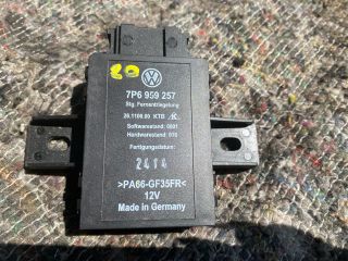 bontott VW TOUAREG Relé