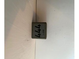 bontott VW TOUAREG Relé