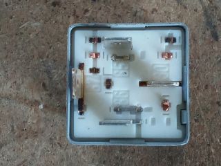 bontott VW TOUAREG Relé