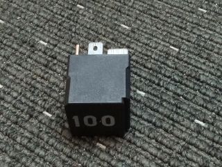 bontott VW TOUAREG Relé