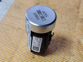 bontott VW TOUAREG Start / Stop Indító Gomb