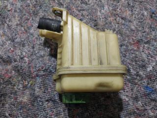 bontott VW TOUAREG Szervóolaj Tartály