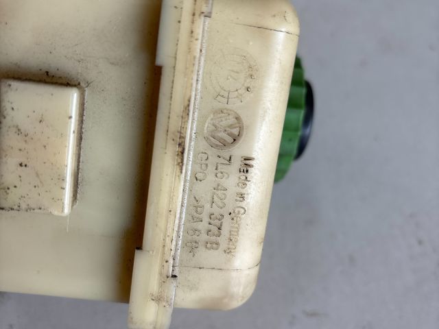 bontott VW TOUAREG Szervóolaj Tartály