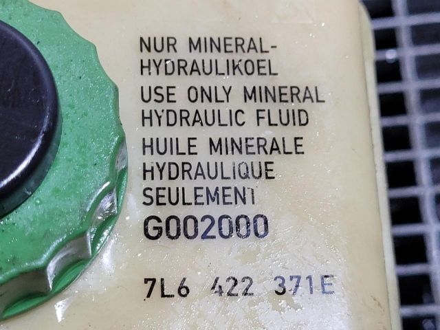 bontott VW TOUAREG Szervóolaj Tartály