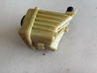 bontott VW TOUAREG Szervóolaj Tartály