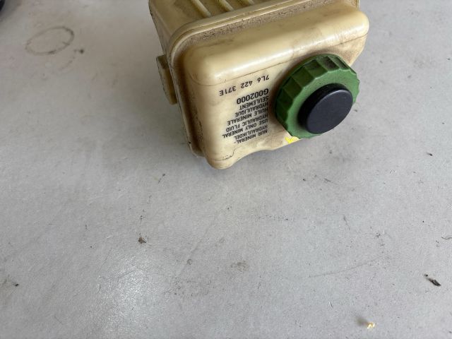 bontott VW TOUAREG Szervóolaj Tartály