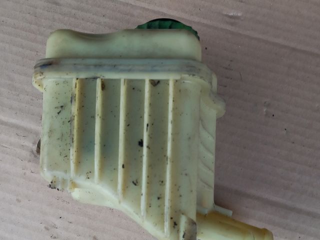 bontott VW TOUAREG Szervóolaj Tartály